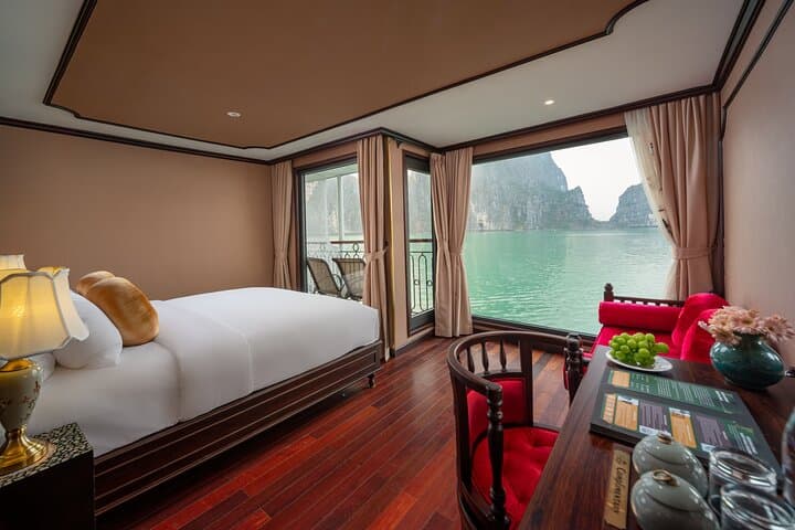 Indochine 2-Day Luxury Cruise: Halong & Lan Ha Bay 2D1N Experience photo 2