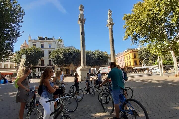Seville Bike Tour and Full-Day Bike Rental: Historic Center by Bicycle photo 6