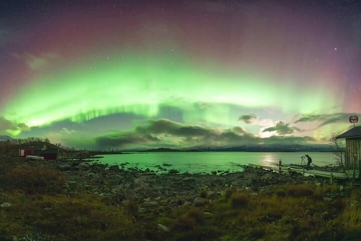 Kiruna Northern Lights Tour & Sami BBQ: Aurora Chase with Lavvu Dinner photo 6