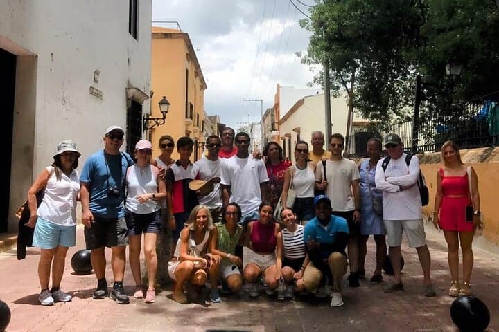 Santo Domingo Colonial Walking Tour: 2‑Hour Historic Highlights photo 2
