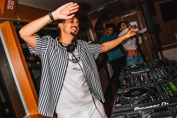 Lisbon FLOAT Boat Party: Sunset DJ Cruise on the Tejo River photo 5