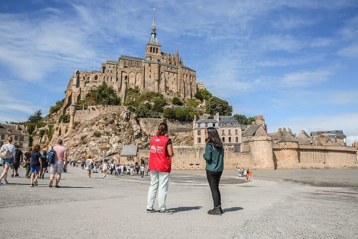 3-Day Normandy, Mont Saint-Michel & Loire Valley Tour from Paris photo 2
