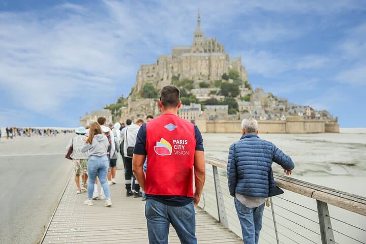 Mont Saint-Michel & Loire Valley Castles: 2-Day Guided Trip from Paris photo 2