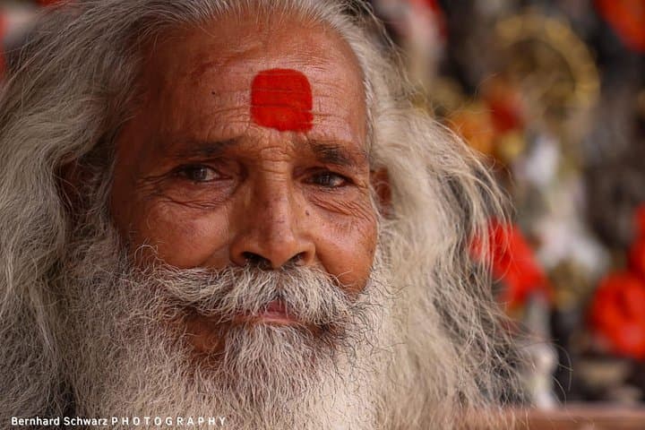 Golden Hour in Varanasi: Sunset Walk and Ganga Aarti Experience photo 4