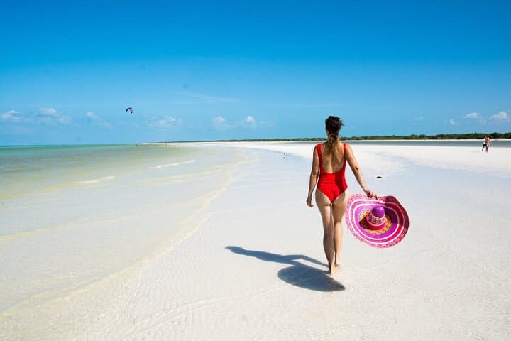 Isla Holbox Day Trip from Cancun: Cenote Yalahau, Isla Pasion & Punta Mosquito photo 3