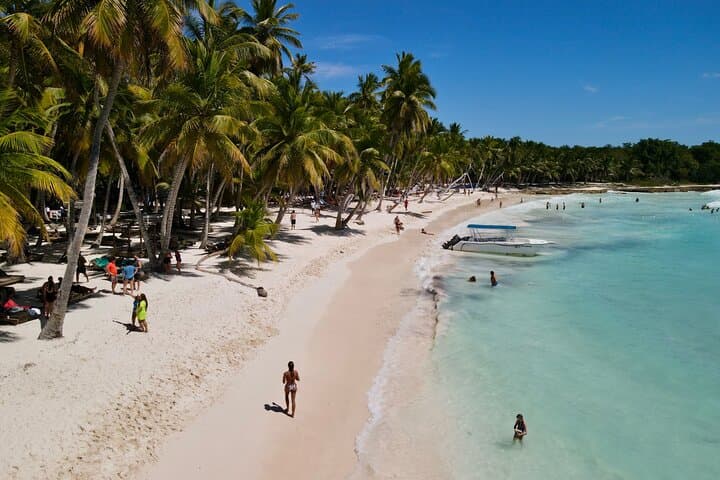 Catalina Sailing & Saona Island Day Trip from Punta Cana (Snorkeling + Lunch) photo 1