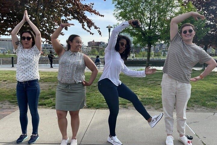 Crazy Dash Milwaukee: Downtown App Scavenger Hunt & Photo Challenges photo 5