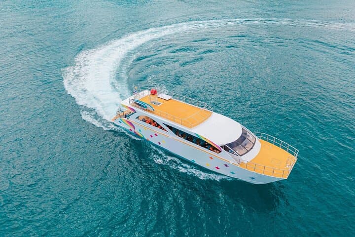 day-trip-to-maya-bay-phi-phi-island-catamaran-tour photo 2