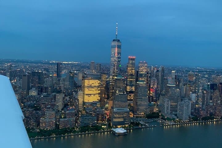 Hudson River Flight: 1,000-Foot Aerial Tour of New York City