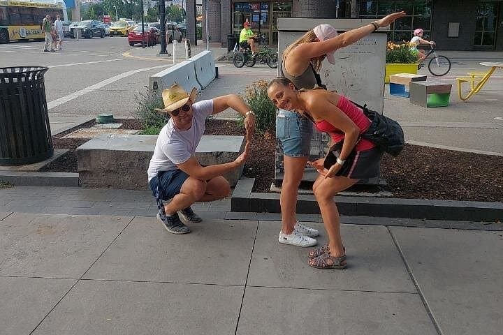 Playful Urban Scavenger Hunt in Little Rock: App-Guided City Adventure photo 3