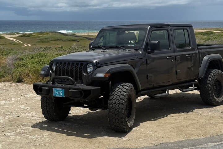 Jeep Rental Adventure Aruba: Self-Drive 4x4 Exploration of Arikok & Hidden Coves photo 2