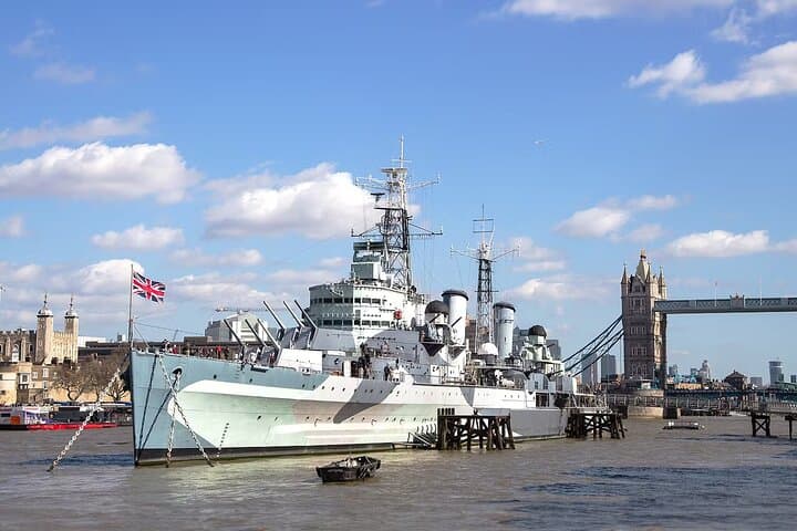 Thames Sightseeing Cruise: Westminster to Tower Bridge (30–60 Minutes) photo 2