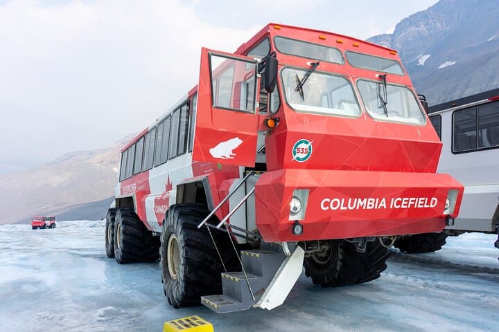 16-Day Premium Tour: Western Canada & Vancouver Island — Rockies to Pacific photo 3