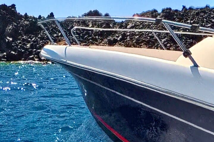 Private Santorini Volcano Boat Tour to Nea & Palea Kamení — Hot Springs, Snorkeling & Greek Cuisine photo 5