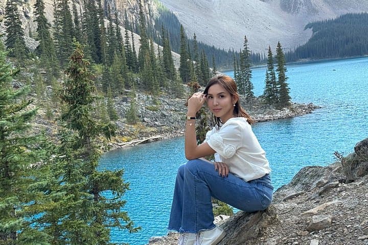 Banff to Lake Louise & Moraine Lake: Day Tour from Banff photo 2