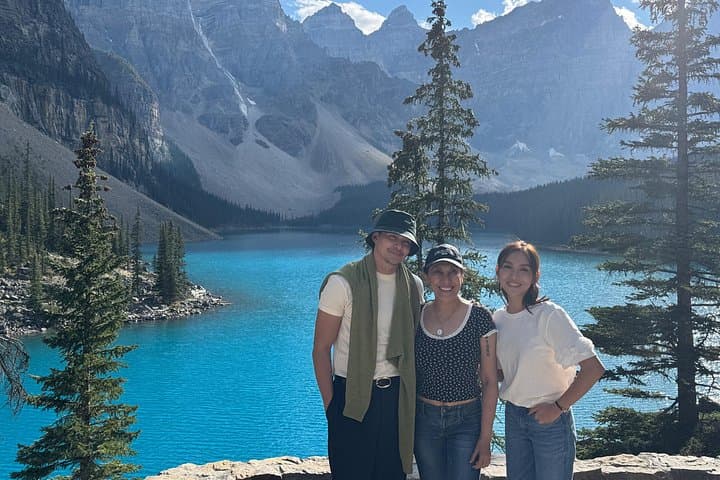 Banff to Lake Louise & Moraine Lake: Day Tour from Banff photo 3