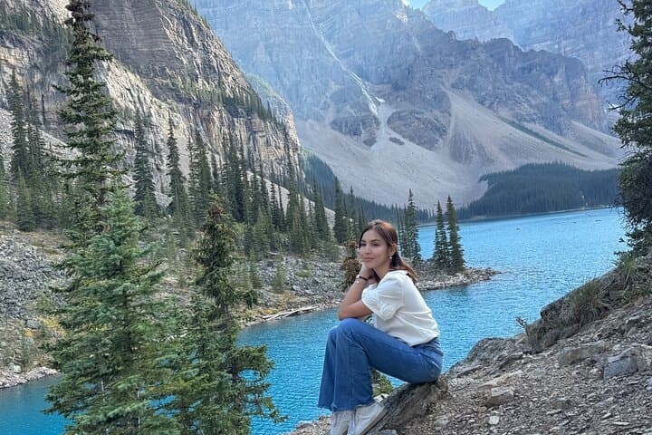Banff to Lake Louise & Moraine Lake: Day Tour from Banff photo 4