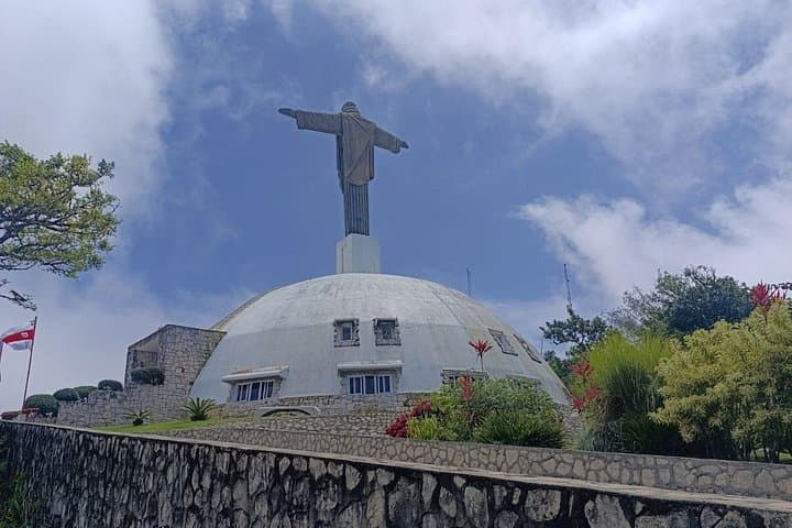 Puerto Plata City Tour: Mountain Safari, Rum & Chocolate with Lunch