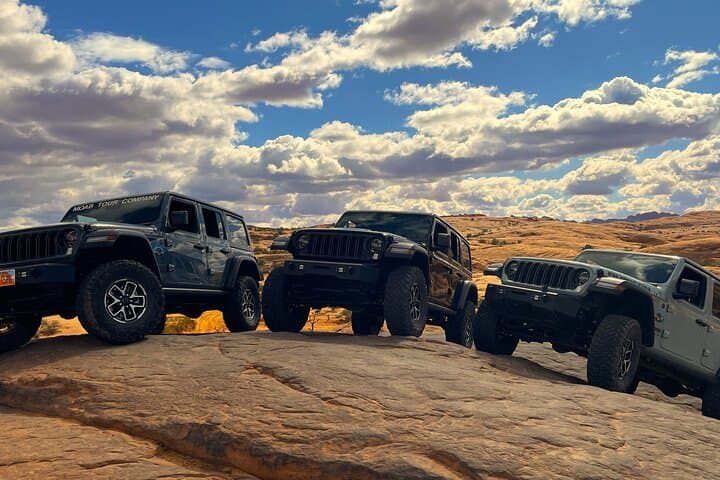 Drive Moab’s Rim: 3-Hour Jeep U-Drive 4x4 Adventure photo 6