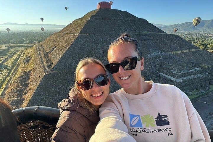 Hot Air Balloon Over Teotihuacan: Sunrise Flight, Cave Breakfast & Pyramid Visit photo 2