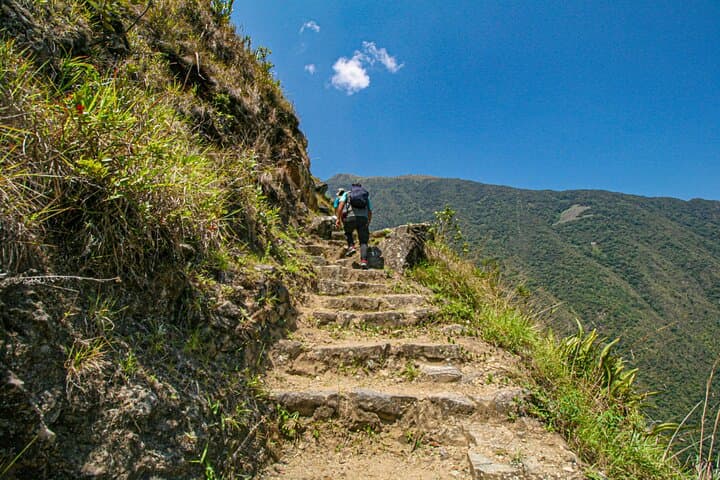 1-Day Inca Trail to Machu Picchu — Sun Gate Hike From Cusco photo 2