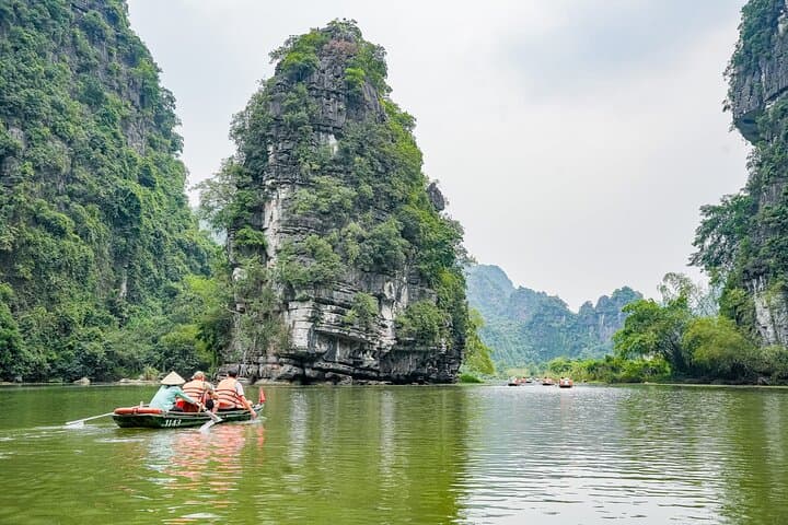 Explore Northern Vietnam: Hanoi, Ninh Binh & Halong Bay Adventure photo 6