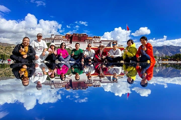 Snowland Sacred Chants: 5-Day Private Lhasa Cultural & High-Altitude Tour photo 1