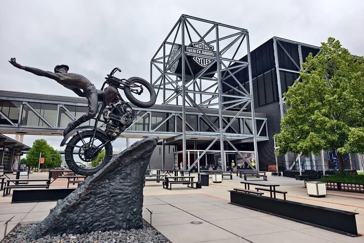 Chicago to Milwaukee Day Trip: Brewery Tour, Harley‑Davidson & Lakefront Highlights photo 5