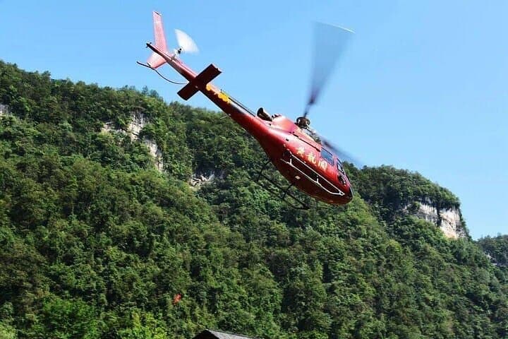 Helicopter Over Zhangjiajie: Wulingyuan Aerial Tour of Baofeng Lake & Avatar Peaks photo 2