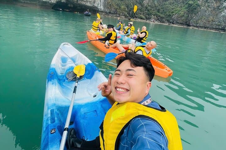 Deluxe One-Day Ha Long Bay Cruise — Kayak, Caves & Titop Island photo 2