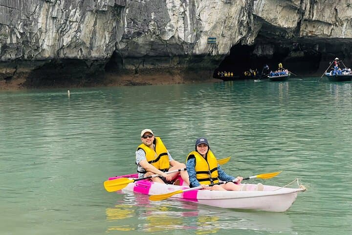 Deluxe One-Day Ha Long Bay Cruise — Kayak, Caves & Titop Island photo 4