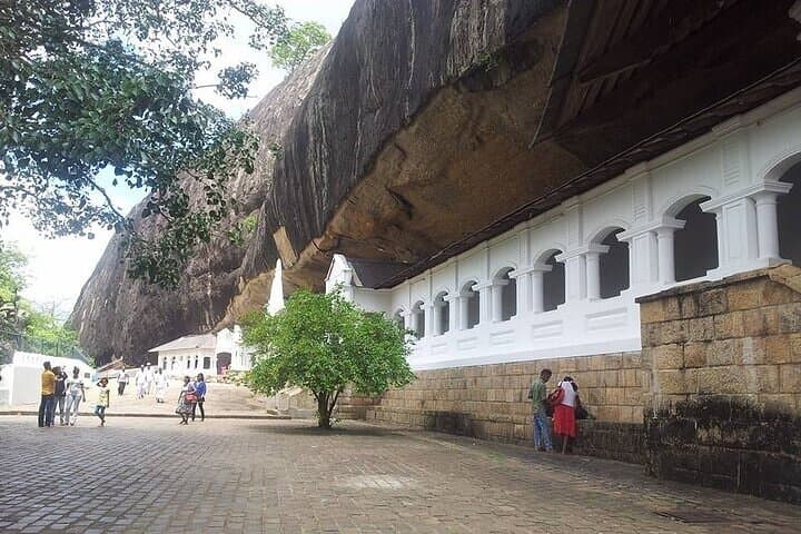 Sri Lanka in 10 Days: Culture, Wildlife & Beaches Itinerary photo 2