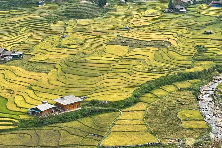 Sapa Private 2-Day Waterfalls, Villages & Hidden-Gems Tour photo 5