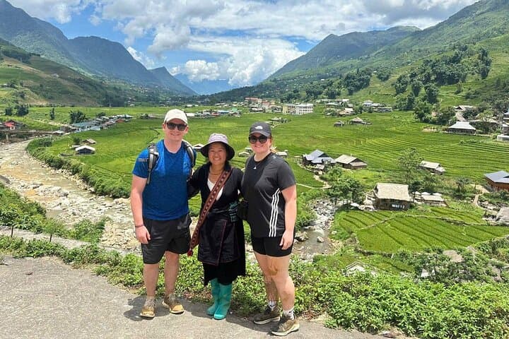 Sapa Half-Day Trek: Ta Van, Lao Chai & Y Linh Ho Rice Terraces photo 2