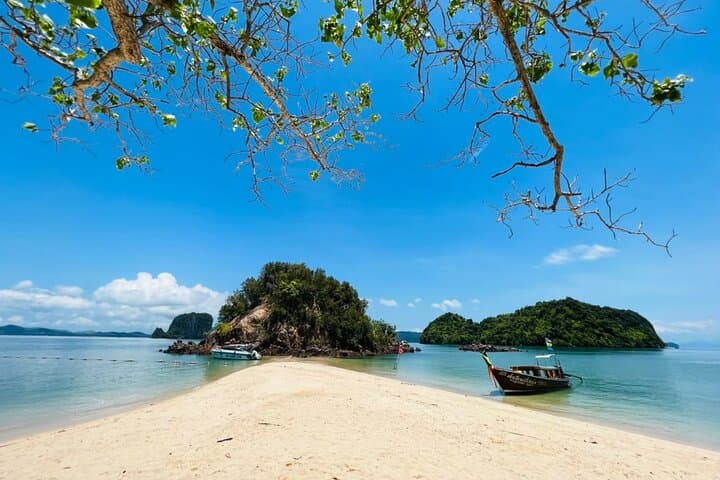 early-bird-phi-phi-speedboat-4-islands-full-day-snorkel-adventure photo 6