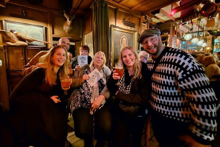 Soho Rock and Roll Pub Tour from Piccadilly: Guided Music History & Pub Walk photo 4