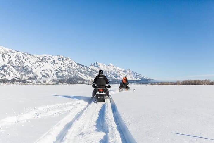 Self-Guided Snowmobiling in Alpine, WY: Grey's River Trails & Rentals photo 6
