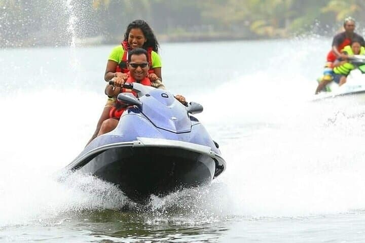 Jet Skiing Pasikudah: High-Speed Rides on Sri Lanka’s Calm Bay photo 3