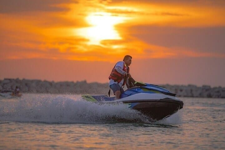 Jet Skiing Pasikudah: High-Speed Rides on Sri Lanka’s Calm Bay photo 4