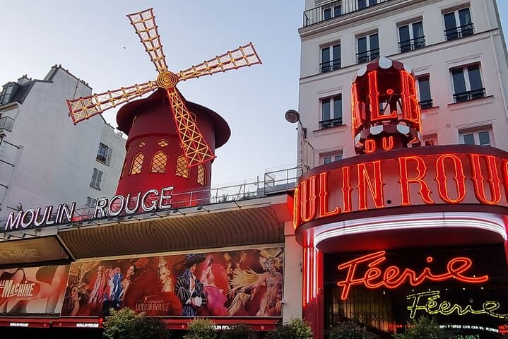 Paris Vintage Sidecar Tour: 3-Hour Private Champagne Ride from Moulin Rouge photo 2