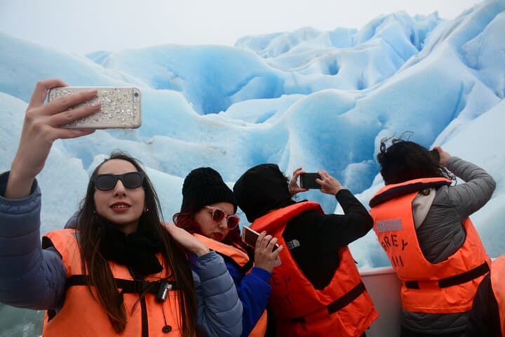 Navigating Grey Glacier: A 3-Hour Fjord Journey from Puerto Natales photo 6