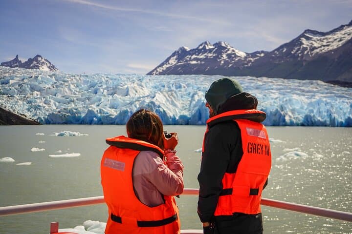 Navigating Grey Glacier: A 3-Hour Fjord Journey from Puerto Natales
