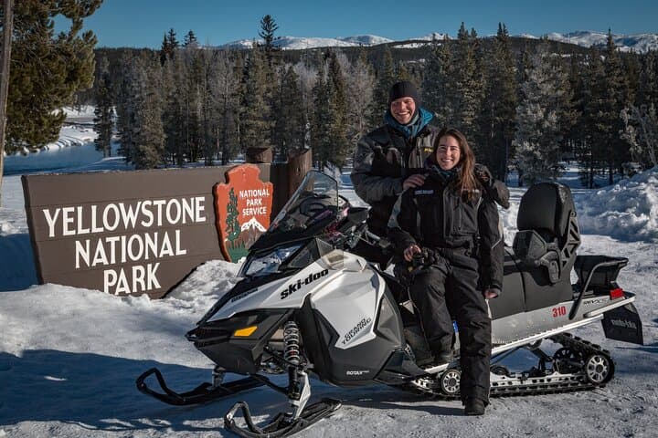 Yellowstone Grand Canyon Full-Day Snowmobile Tour from Jackson Hole