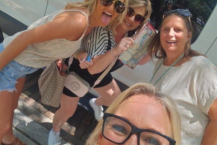 Royal Quest App-Based Scavenger Hunt in Grand Rapids: Interactive Walking Adventure photo 3