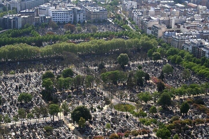 montparnasse-tower-rooftop-best-paris-view-private-guide photo 6