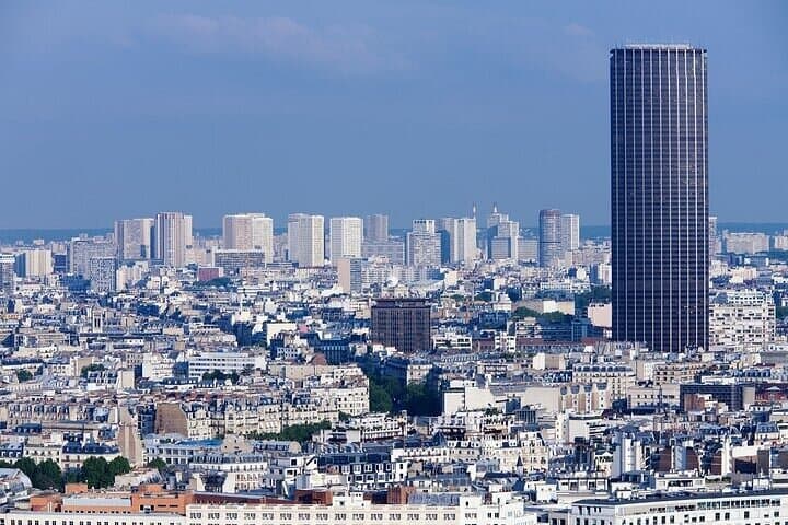 montparnasse-tower-rooftop-best-paris-view-private-guide