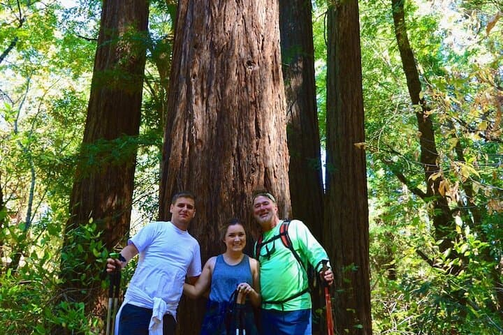 Napa Private Hike and Wine Tour — Hike, Picnic & Small-Batch Tastings photo 2