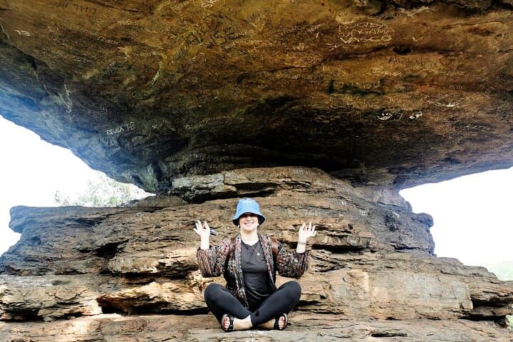 Boti Falls & Aburi Gardens Day Tour — Waterfalls, Umbrella Rock and Cocoa Farm Experience photo 3