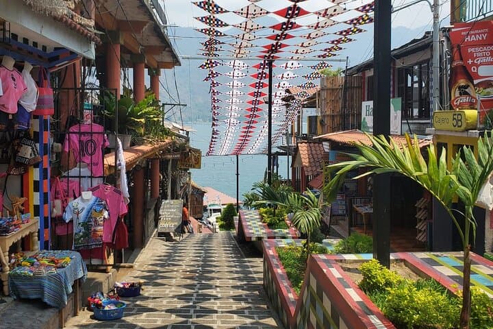 7-Day Motorcycle Tour Through Guatemala: Volcanoes, Lakes, Semuc Champey & Pacific Coast photo 5