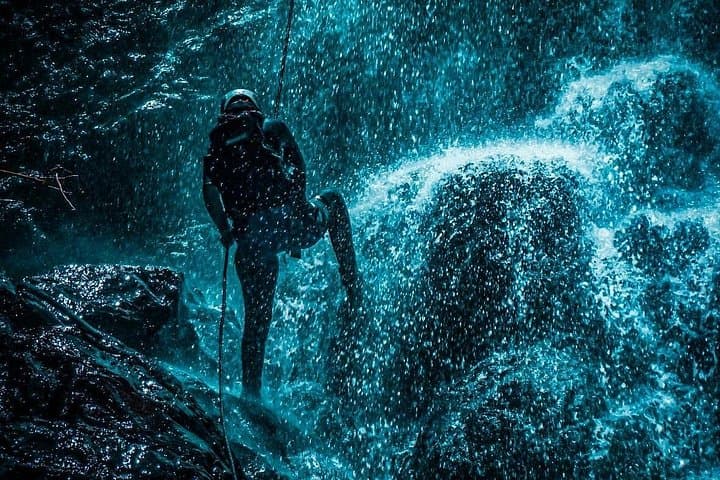 Jalisco Extreme: Full-Day Group Hiking & Canyoning Tours from Guadalajara